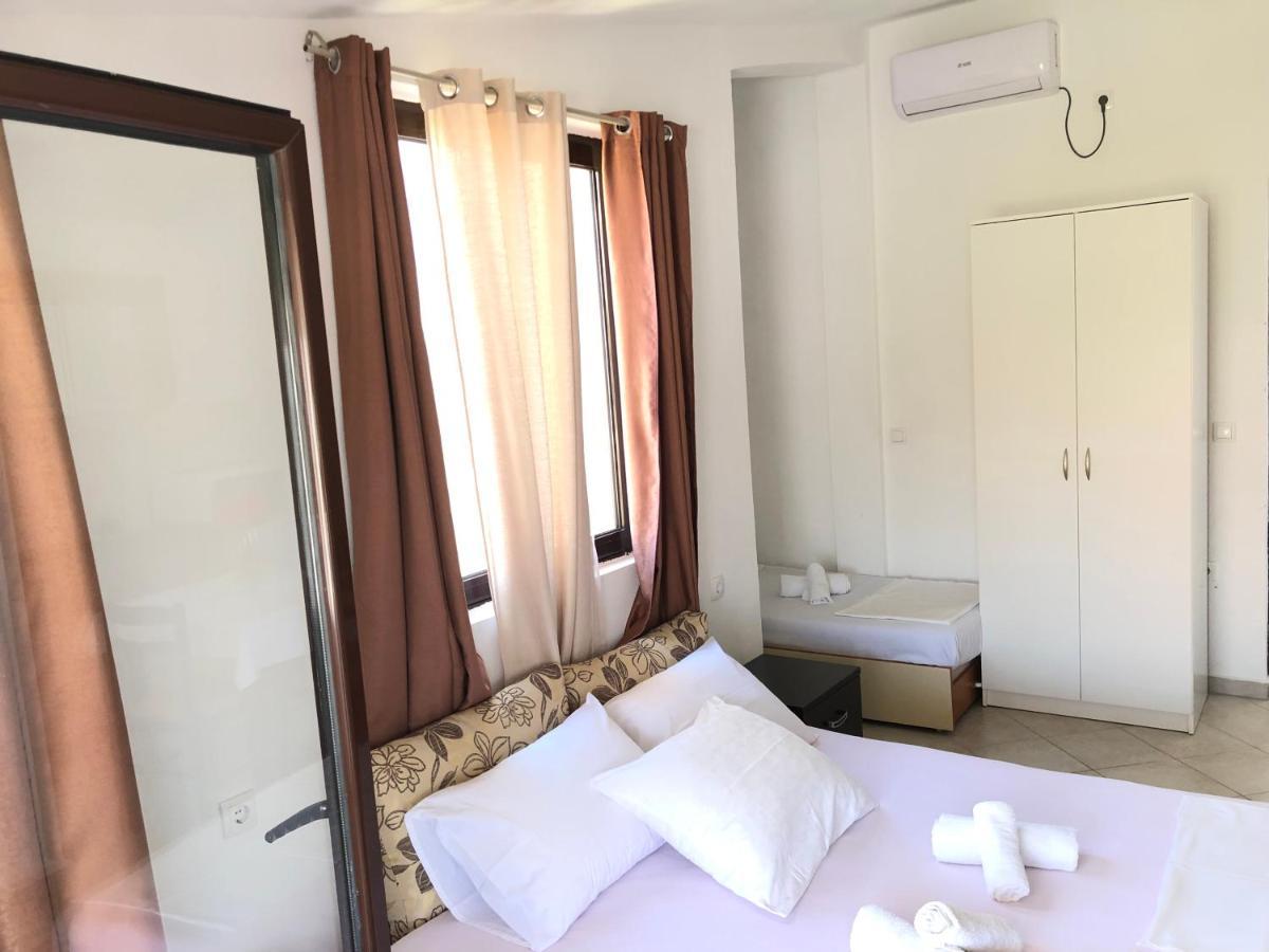 Apartments Radosevic Улцин Екстериор снимка