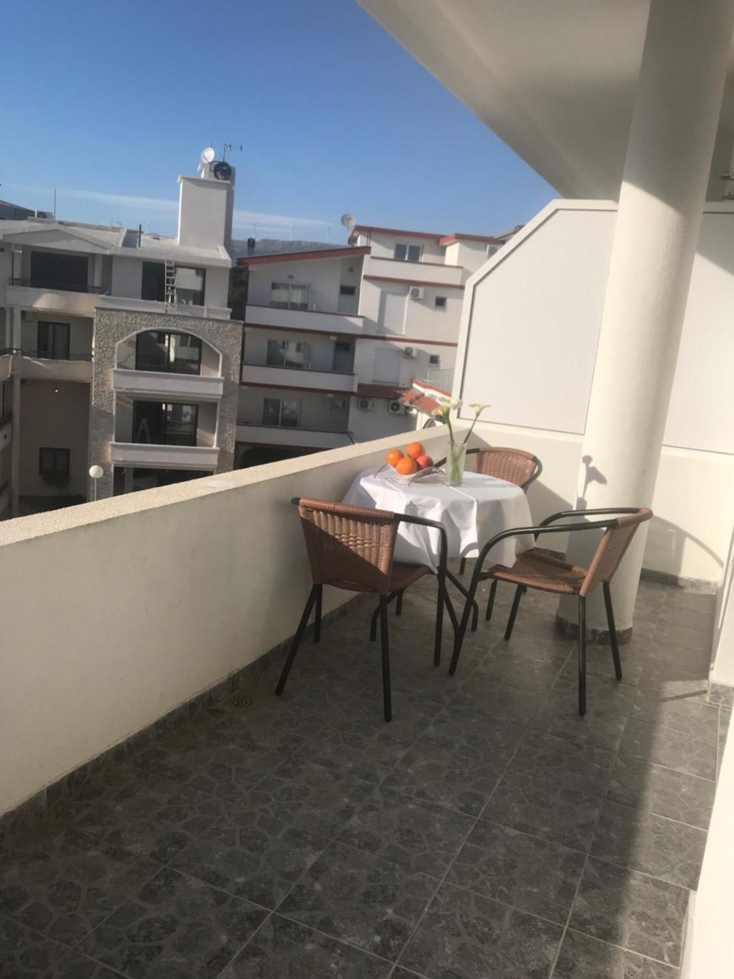 Apartments Radosevic Улцин Екстериор снимка