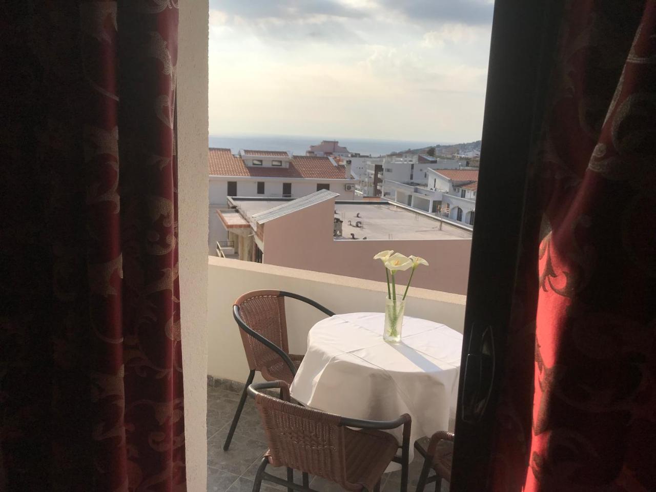 Apartments Radosevic Улцин Екстериор снимка